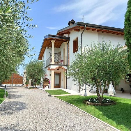 Le Zampolle B & B Colà Εξωτερικό φωτογραφία