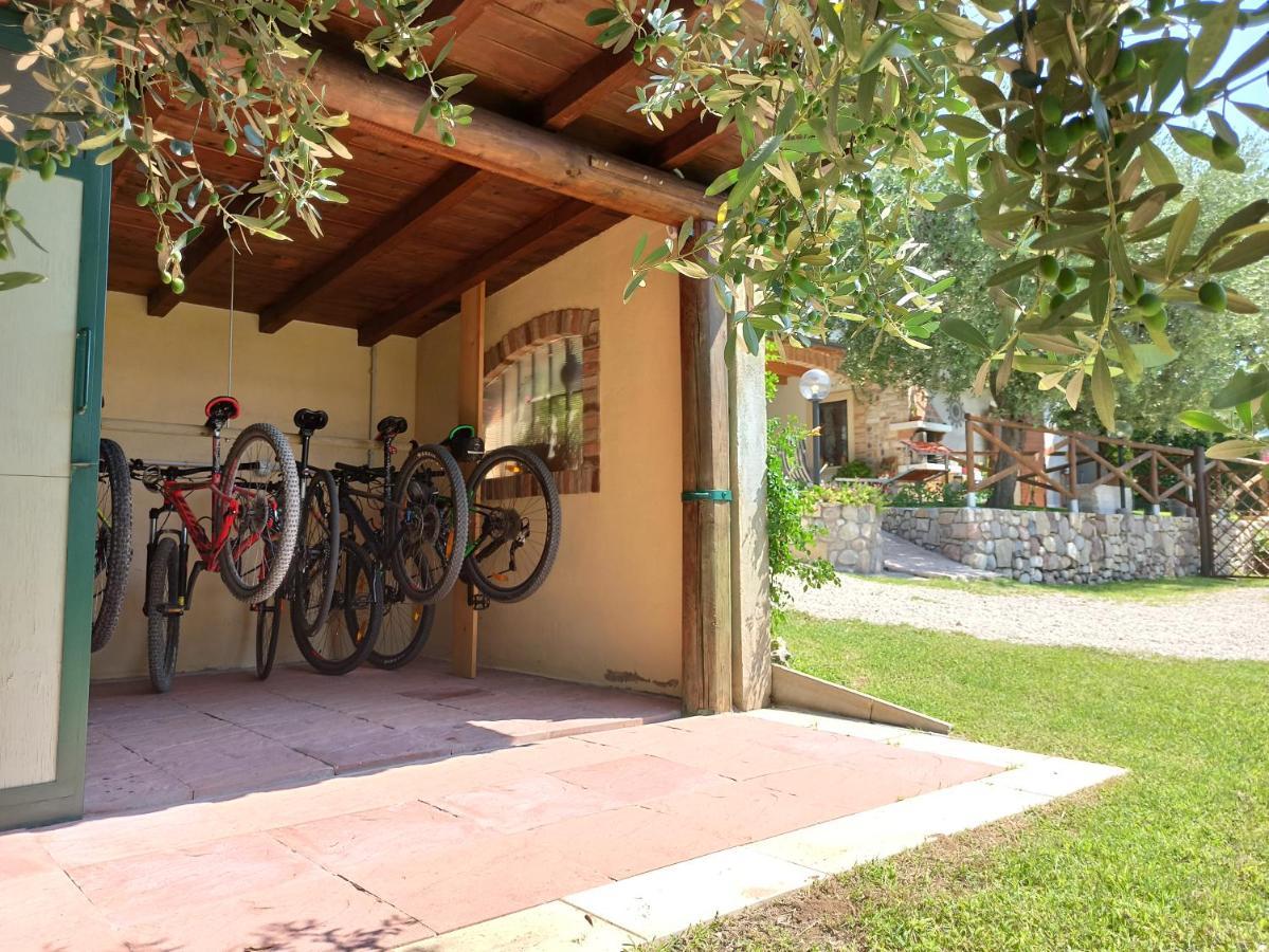 Le Zampolle B & B Colà Εξωτερικό φωτογραφία