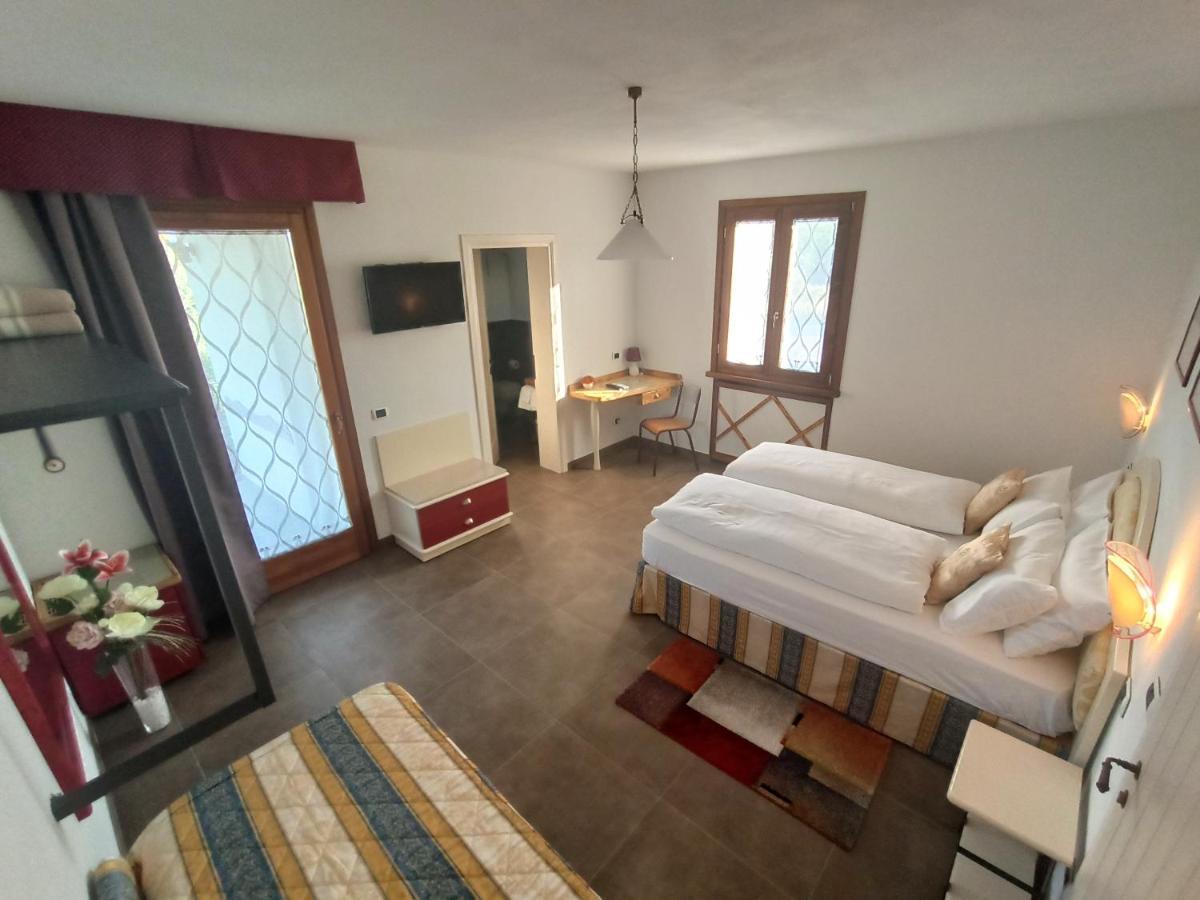 Le Zampolle B & B Colà Εξωτερικό φωτογραφία