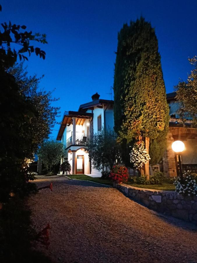 Le Zampolle B & B Colà Εξωτερικό φωτογραφία